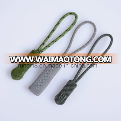 Custom Design Garment Plastic Zipper Puller for Slider